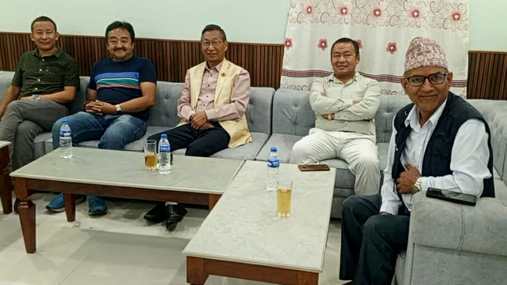 मन्त्रालयको संख्यामा एमाले–नेकपा सहमति जुटेन, अन्तिम टुंगो मंगलबार लाग्ने