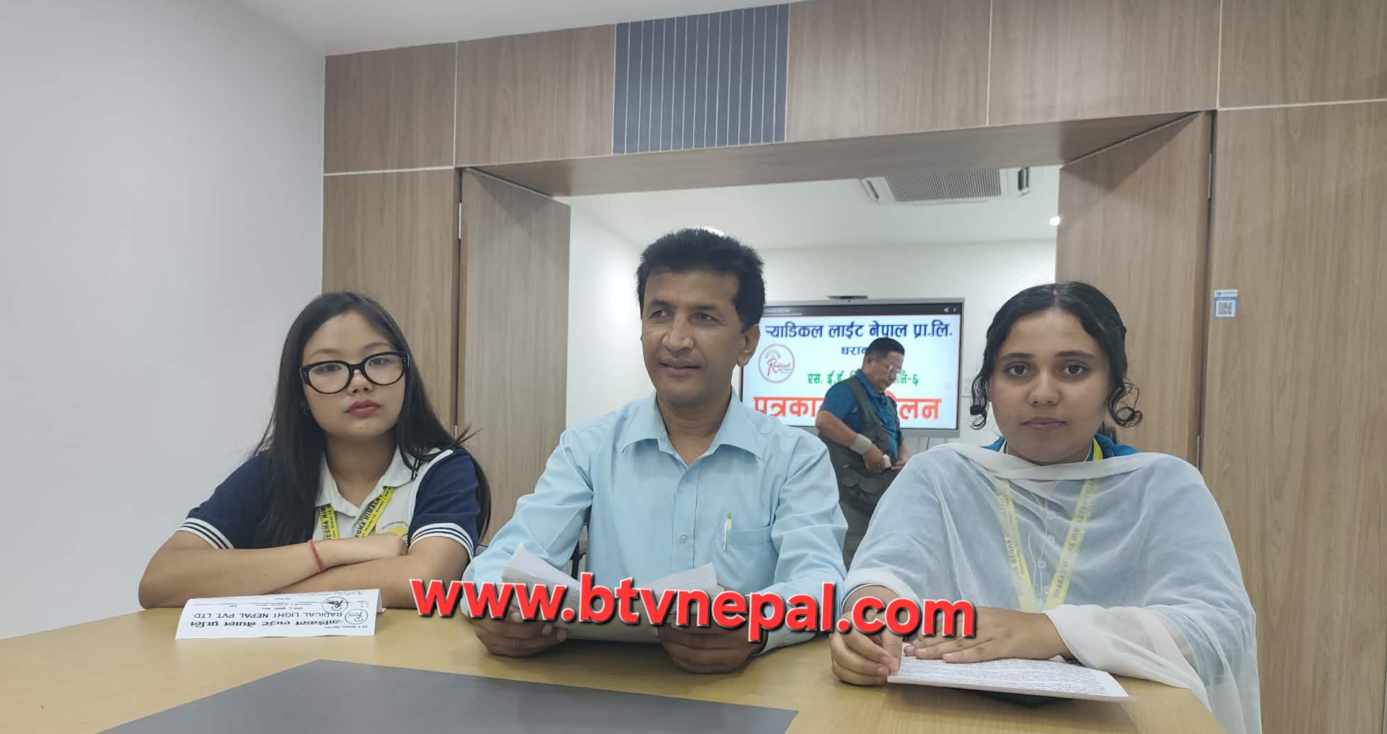 एस.ई.ई. स्पिकर, सिजन–६ मा नमुना संसद् अभ्यास गराइने