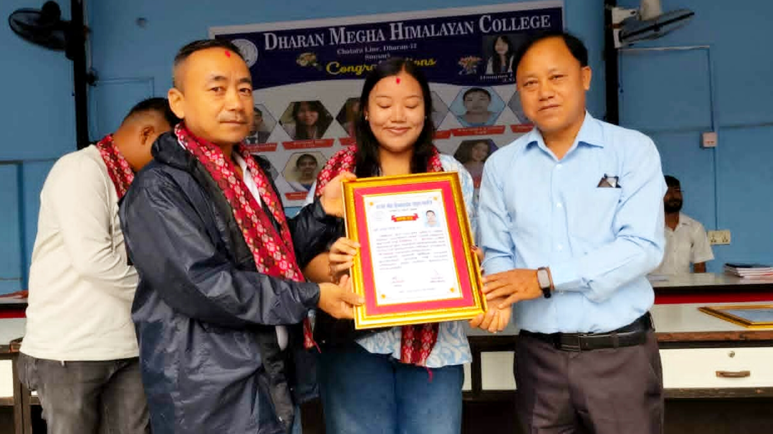 कक्षा–१२ मा ‘ए प्लस’ ल्याउने मेघा हिमालयन कलेजका १३ विद्यार्थी सम्मानित
