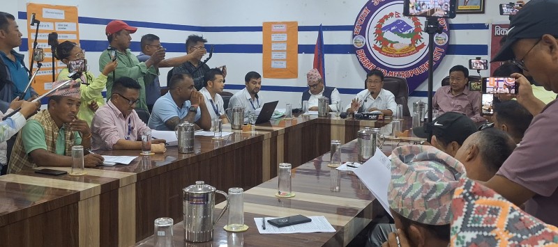 धरान उपमहानगरपालिकाको असार मसान्तको विशेष कार्यपालिका बैठक  सम्पन्न