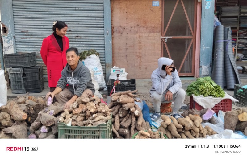 धरानमा माघे सङ्क्रान्तिको चहलपहल बढ्दो