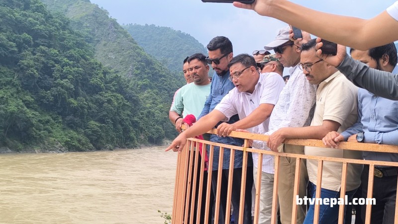 वराहक्षेत्र मन्दिर कटानको क्षति रोक्न तत्काल काम थाल्ने ऊर्जा मन्त्री विराजभक्त श्रेष्ठको प्रतिबद्धता