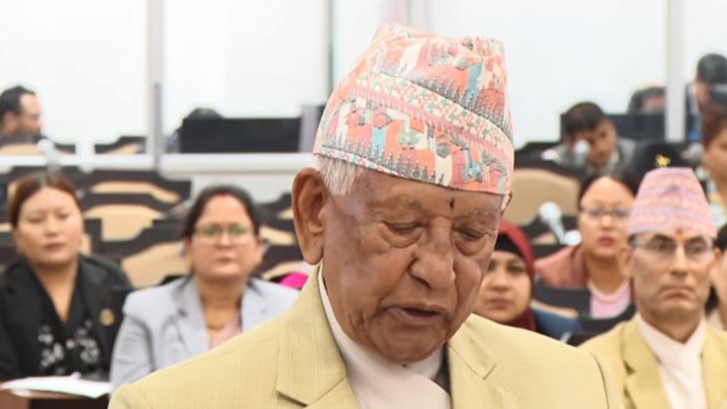 सदनमा अर्जुन नरसिंह केसीले भने- प्रमले सदनको चरम अपमान गरे यस्तो आत्मकेन्द्रित  सोच र अहंकारलाई हुकुमीतन्त्र भनिन्छ 