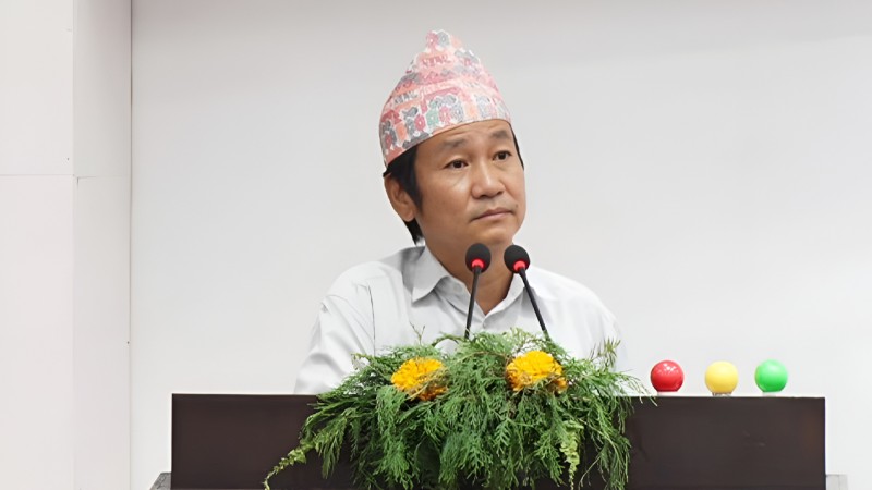 हर्क साम्पाङको प्रश्न : सदनभित्रै कानून मिच्दा देशमा हामीले 'ल एण्ड अर्डर' मेन्टेन गर्न सक्छौं ?