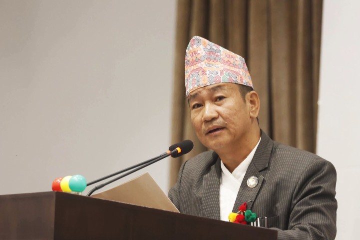 हर्क साम्पाङको ठट्यौली, ‘महेन्द्र हाइवे भन्दा पनि यलम्बर हाइवे राख्न पाए राम्रो हुन्थ्यो !’